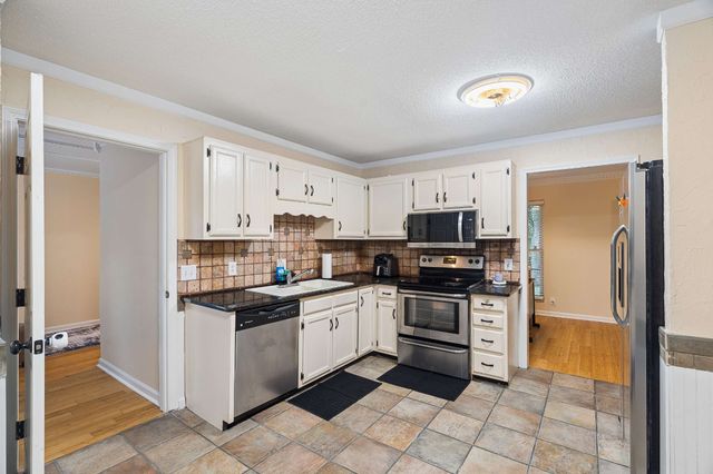 3332 Towne Village Rd, Antioch, TN 37013