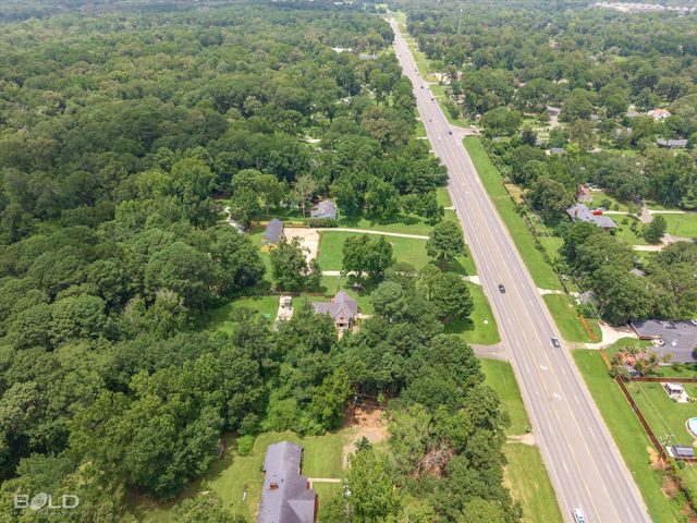 3421 N Market Street, Shreveport, LA 71107