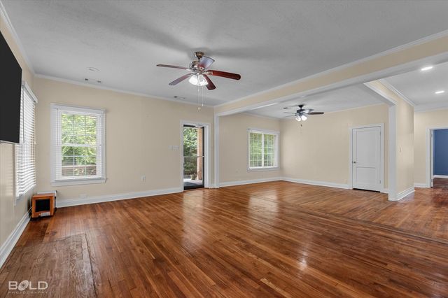 3421 N Market Street, Shreveport, LA 71107