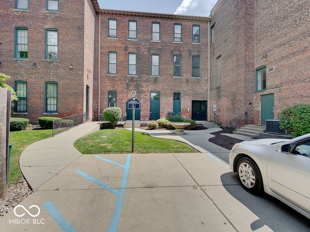 970 Fort Wayne Avenue 207, Indianapolis, IN 46202
