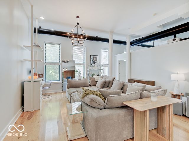 970 Fort Wayne Avenue 207, Indianapolis, IN 46202