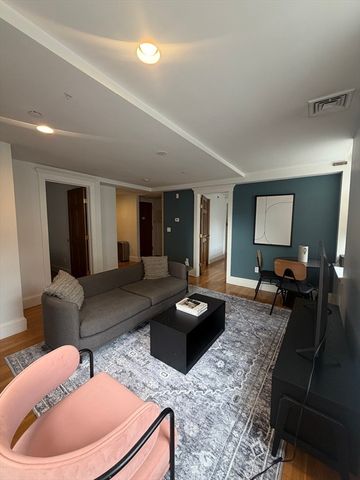 14 Derne Street 2, Boston, MA 02114