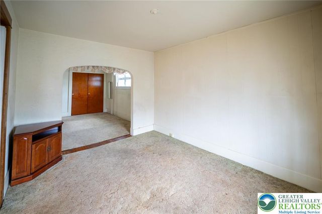 2 Wilson Street, Phillipsburg, NJ 08865