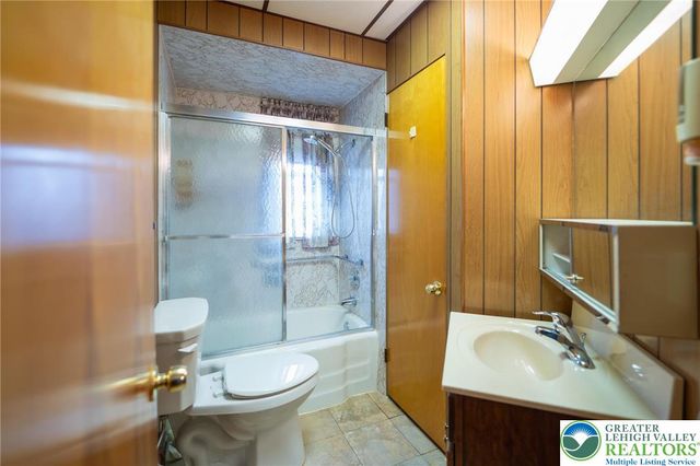 2 Wilson Street, Phillipsburg, NJ 08865