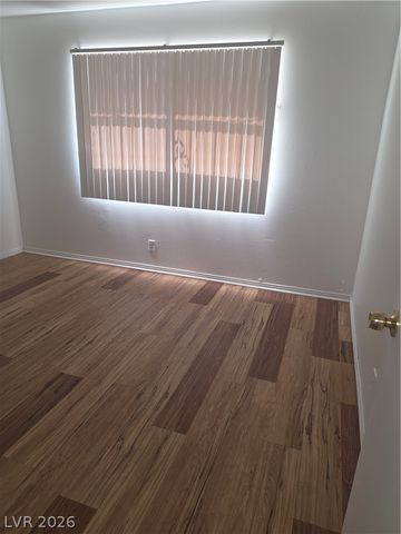 3204 North Michael Way 3, Las Vegas, NV 89108