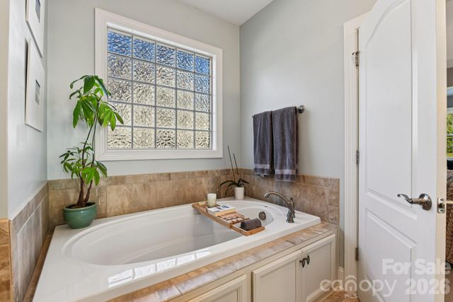 4140 Green Park Court, Harrisburg, NC 28075