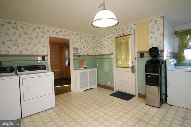 1303 MT LAUREL RD, Temple, PA 19560