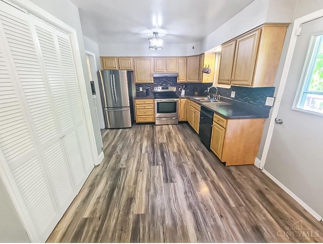 10499 Sugardale Street, Harrison Twp, OH 45030