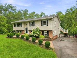 193 Old Dutch Hollow Road, Monroe, NY 10950