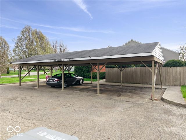 7467 Woodshire Place, Indianapolis, IN 46217