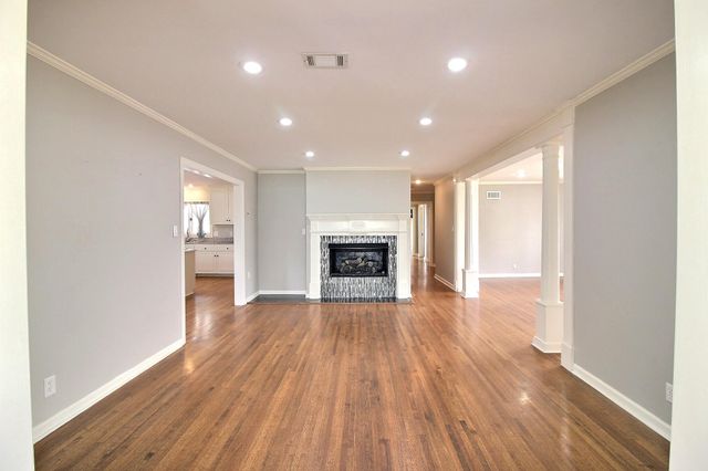 7572 WILLEY RD, Germantown, TN 38138