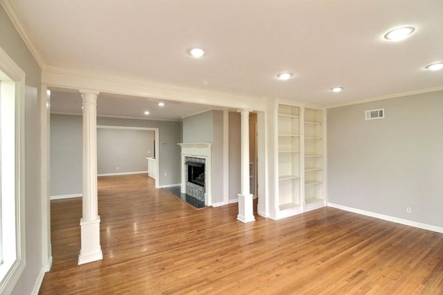 7572 WILLEY RD, Germantown, TN 38138