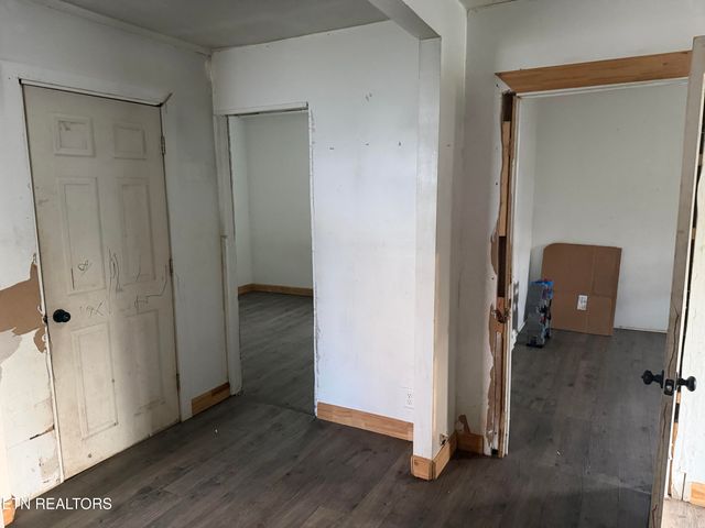 123 Baumgartner Rd, Harriman, TN 37748