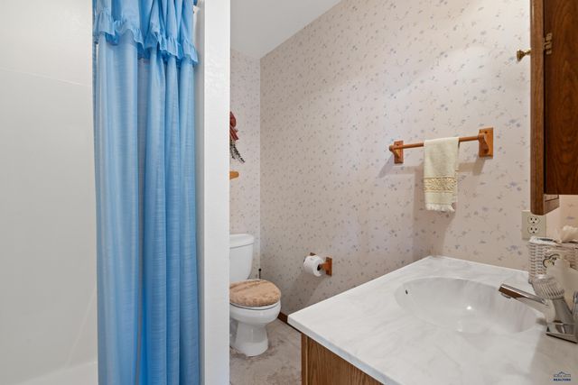 551 FOX RUN DR, Rapid City, SD 57701
