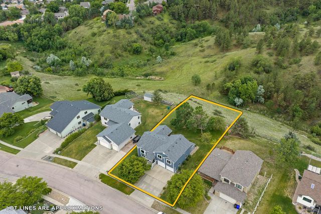 551 FOX RUN DR, Rapid City, SD 57701