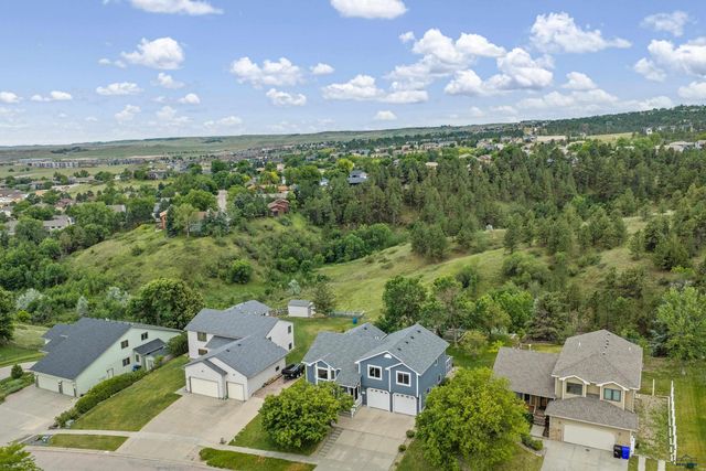 551 FOX RUN DR, Rapid City, SD 57701