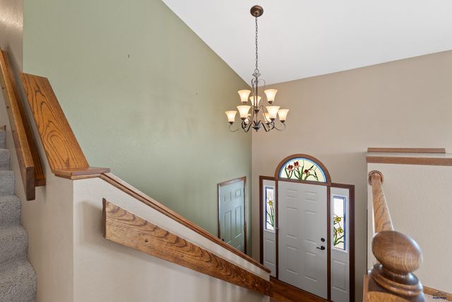 551 FOX RUN DR, Rapid City, SD 57701