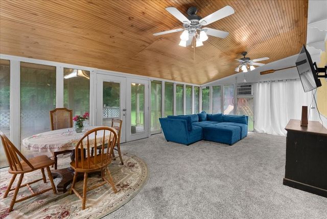 271 Private Road 456, Dayton, TX 77535