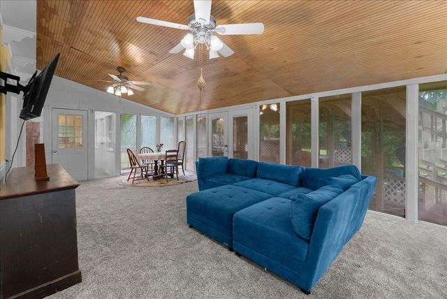 271 Private Road 456, Dayton, TX 77535