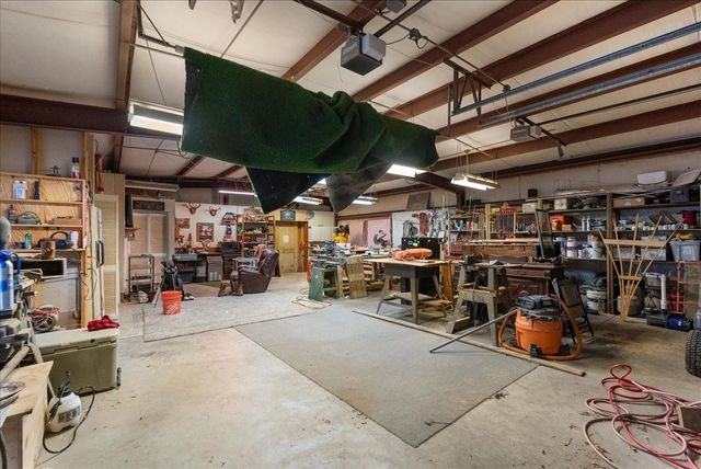 271 Private Road 456, Dayton, TX 77535