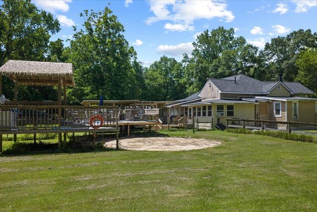 271 Private Road 456, Dayton, TX 77535