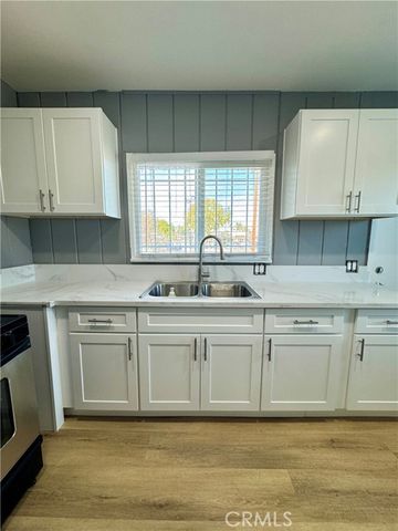 4860 N Lakewood, Long Beach, CA 90808