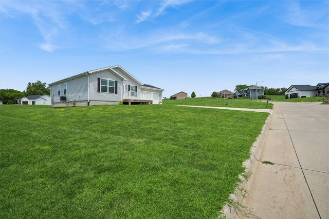 911 15th Street, Guthrie Center, IA 50115