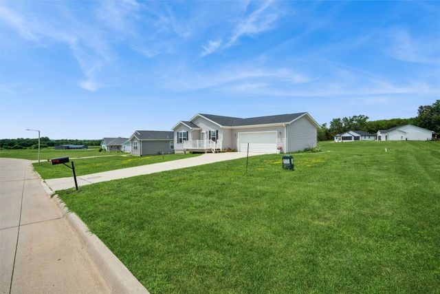 911 15th Street, Guthrie Center, IA 50115