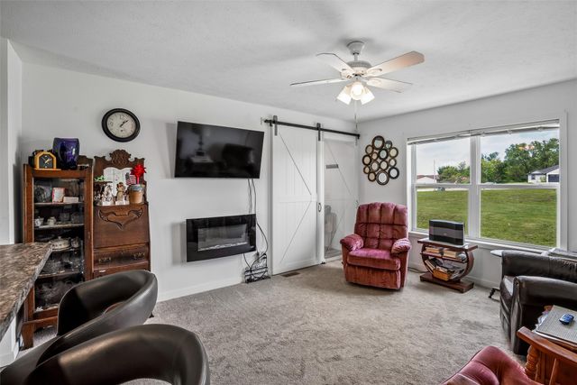 911 15th Street, Guthrie Center, IA 50115