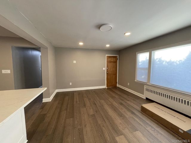 41 Ostend Road, Island Park, NY 11558