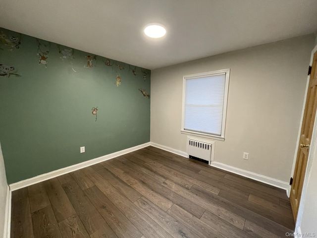 41 Ostend Road, Island Park, NY 11558