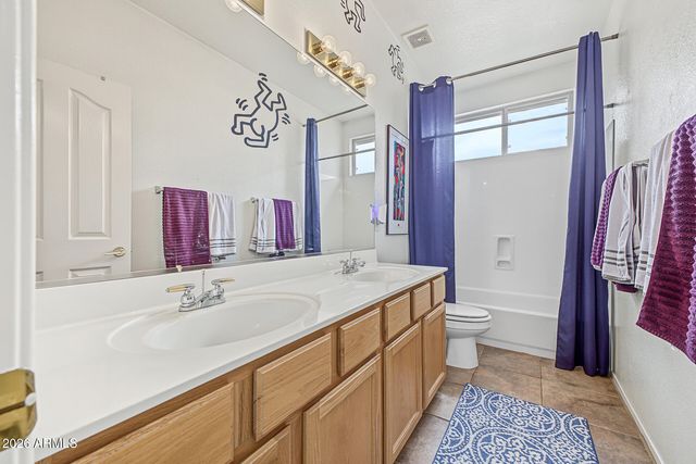 371 N CARRIAGE Lane, Chandler, AZ 85224