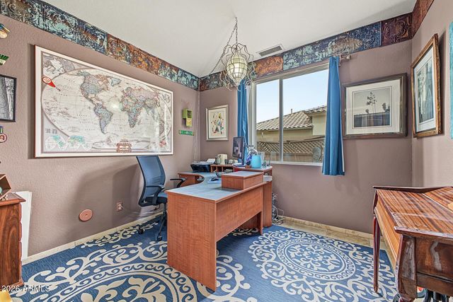 371 N CARRIAGE Lane, Chandler, AZ 85224
