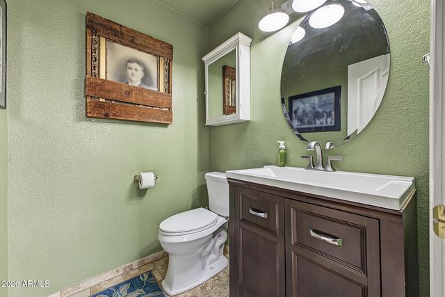 371 N CARRIAGE Lane, Chandler, AZ 85224