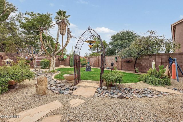 371 N CARRIAGE Lane, Chandler, AZ 85224