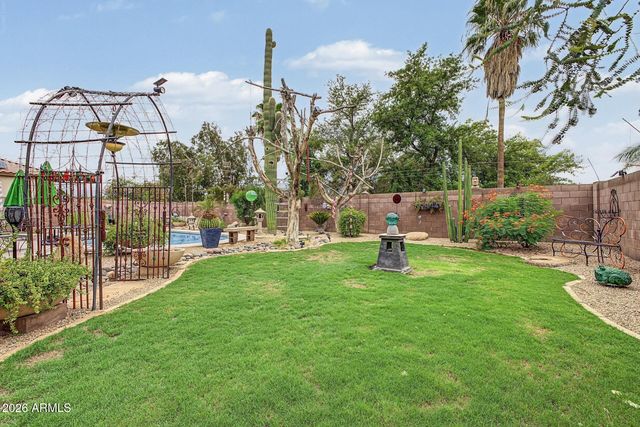371 N CARRIAGE Lane, Chandler, AZ 85224