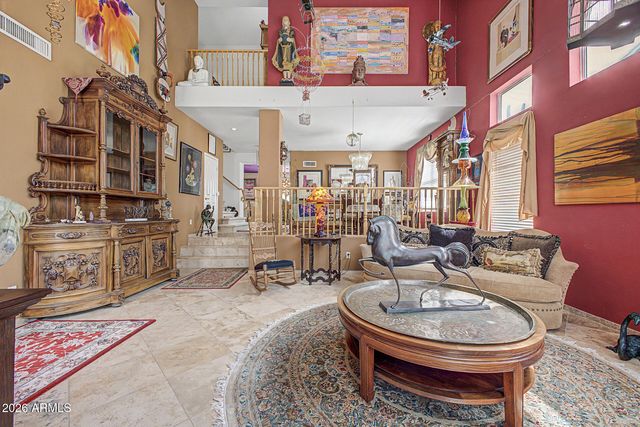 371 N CARRIAGE Lane, Chandler, AZ 85224
