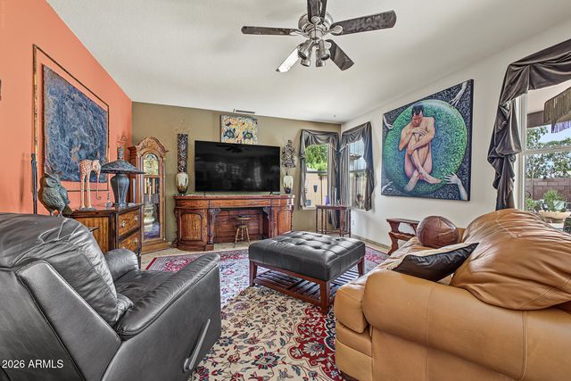 371 N CARRIAGE Lane, Chandler, AZ 85224