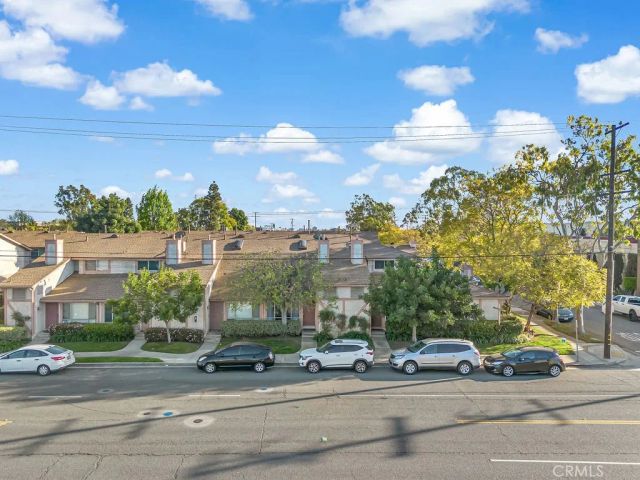 3392 Elm Avenue, Long Beach, CA 90807