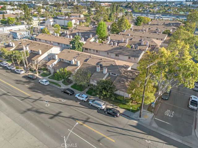 3392 Elm Avenue, Long Beach, CA 90807