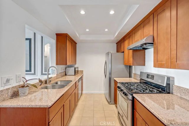 3392 Elm Avenue, Long Beach, CA 90807