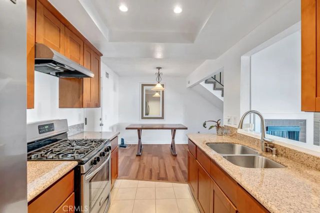 3392 Elm Avenue, Long Beach, CA 90807