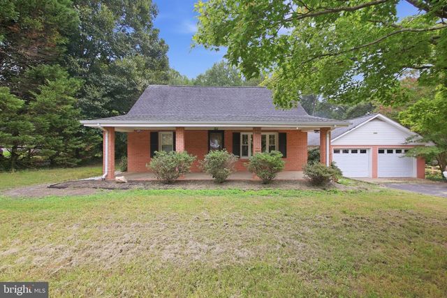 21 SNELLINGS LN, Fredericksburg, VA 22406