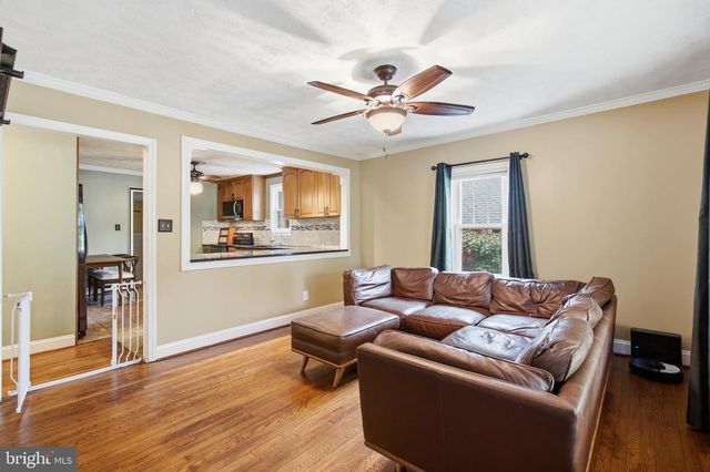 21 SNELLINGS LN, Fredericksburg, VA 22406