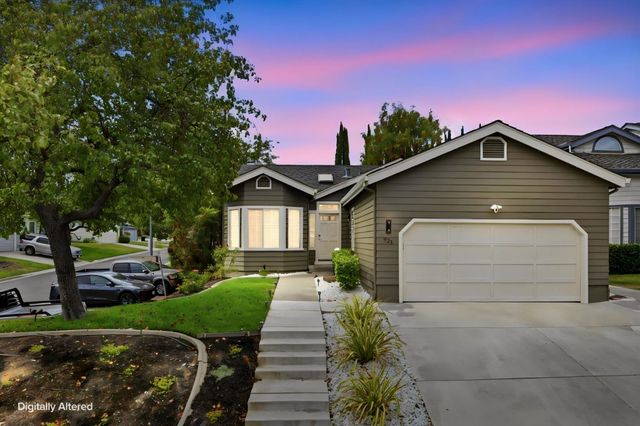 921 Clinton Place, Pleasanton, CA 94566
