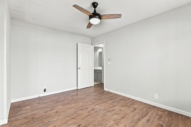 921 Clinton Place, Pleasanton, CA 94566