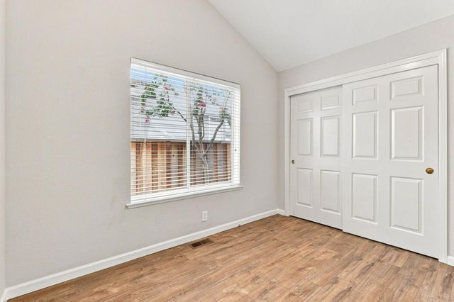 921 Clinton Place, Pleasanton, CA 94566