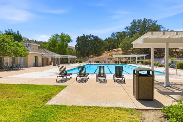 921 Clinton Place, Pleasanton, CA 94566