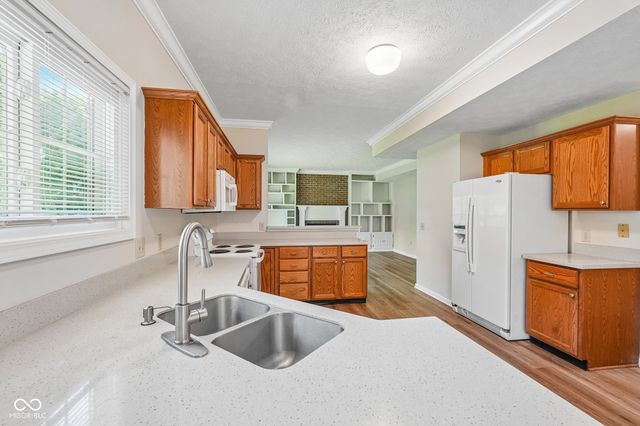 3800 Richmond Court, Carmel, IN 46032