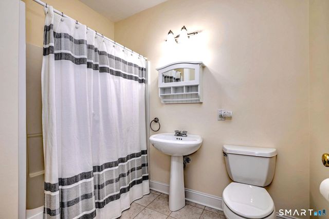 1 Merwin Avenue B2, Milford, CT 06460